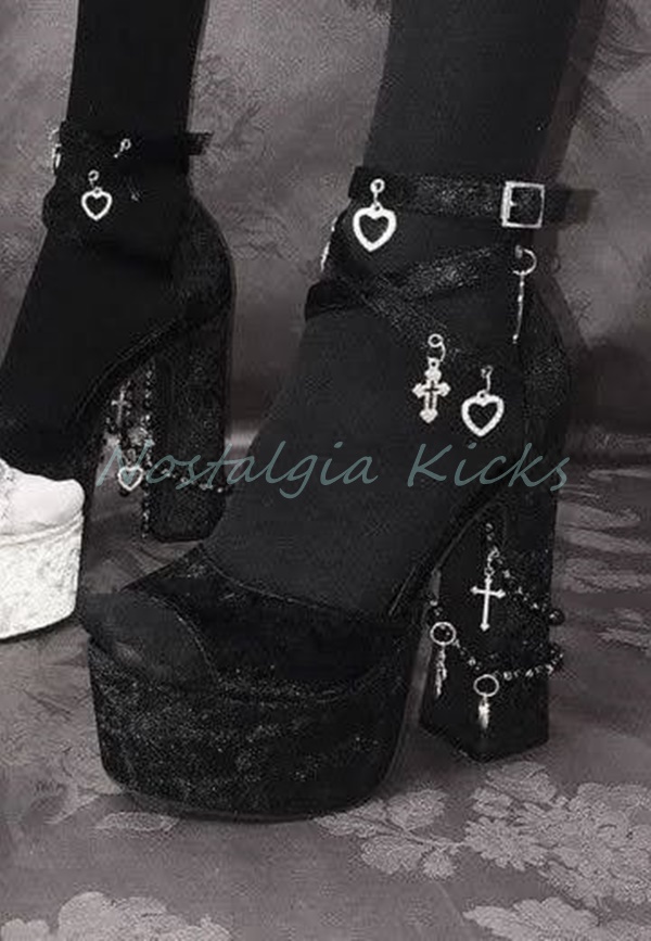 Street Fashion Shoes - Gothic Black Velvet Platform High Heel