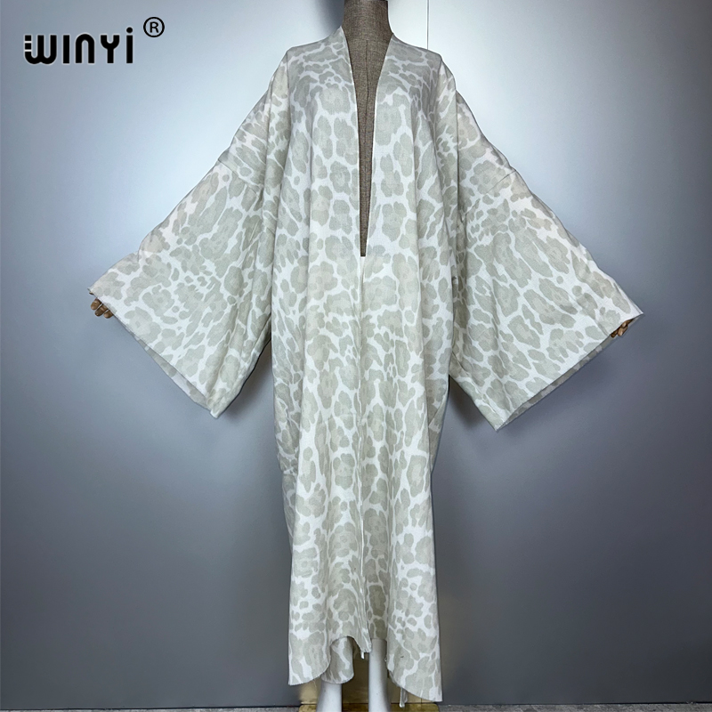WINYI winter Leopard cardigan  - đánh giá và giá Street Fashion Kimono